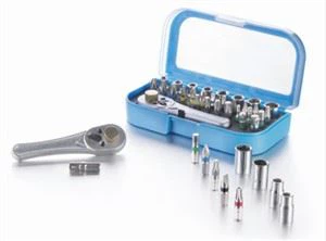 Set alata za ključeve i nastavke od 30 komada